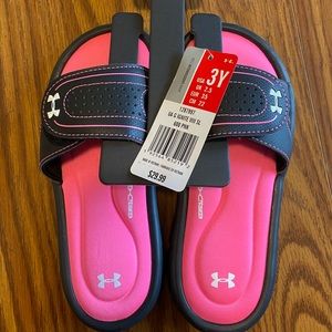 NWT Girls size 3 Youth Under Armour Slides